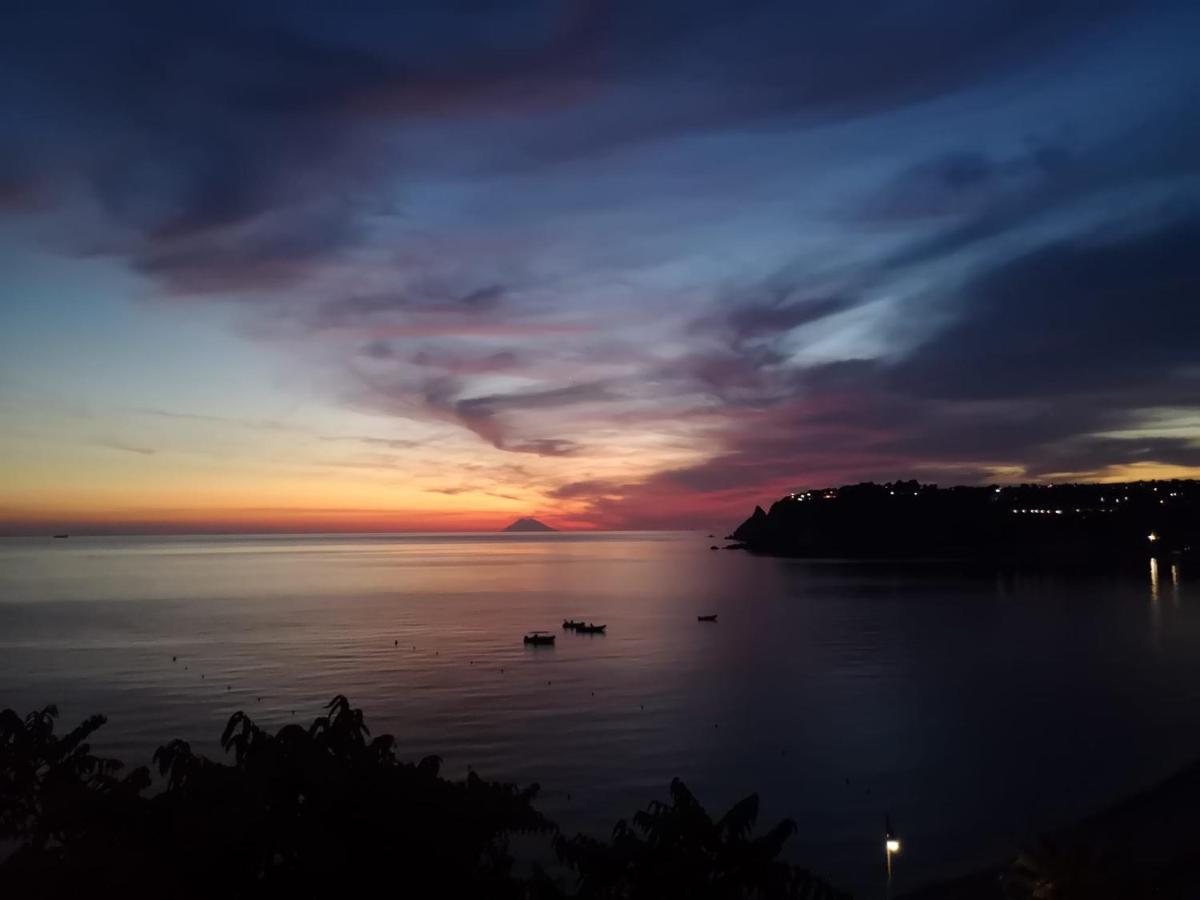 Le Casette Sul Mare Capo Vaticano Extérieur photo