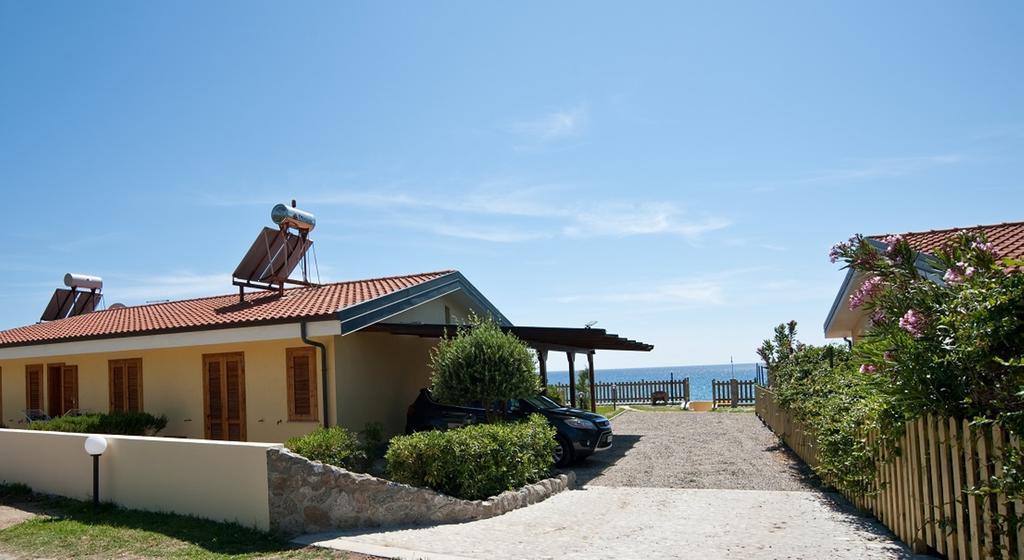 Le Casette Sul Mare Capo Vaticano Extérieur photo